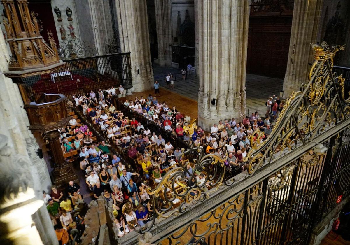 Imagen de archivo concierto de órgano en la Catedral de Salamanca.
