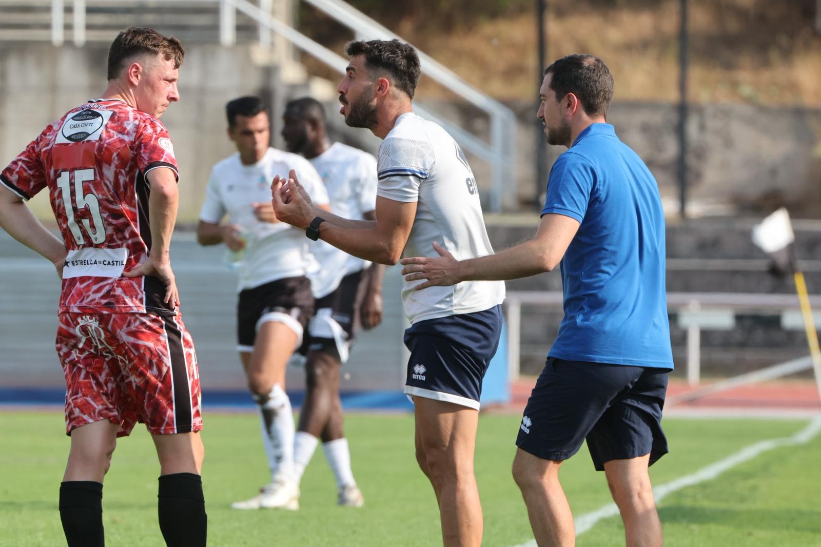 El Salamanca UDS deja escapar la victoria en el último suspiro ante el Guijuelo