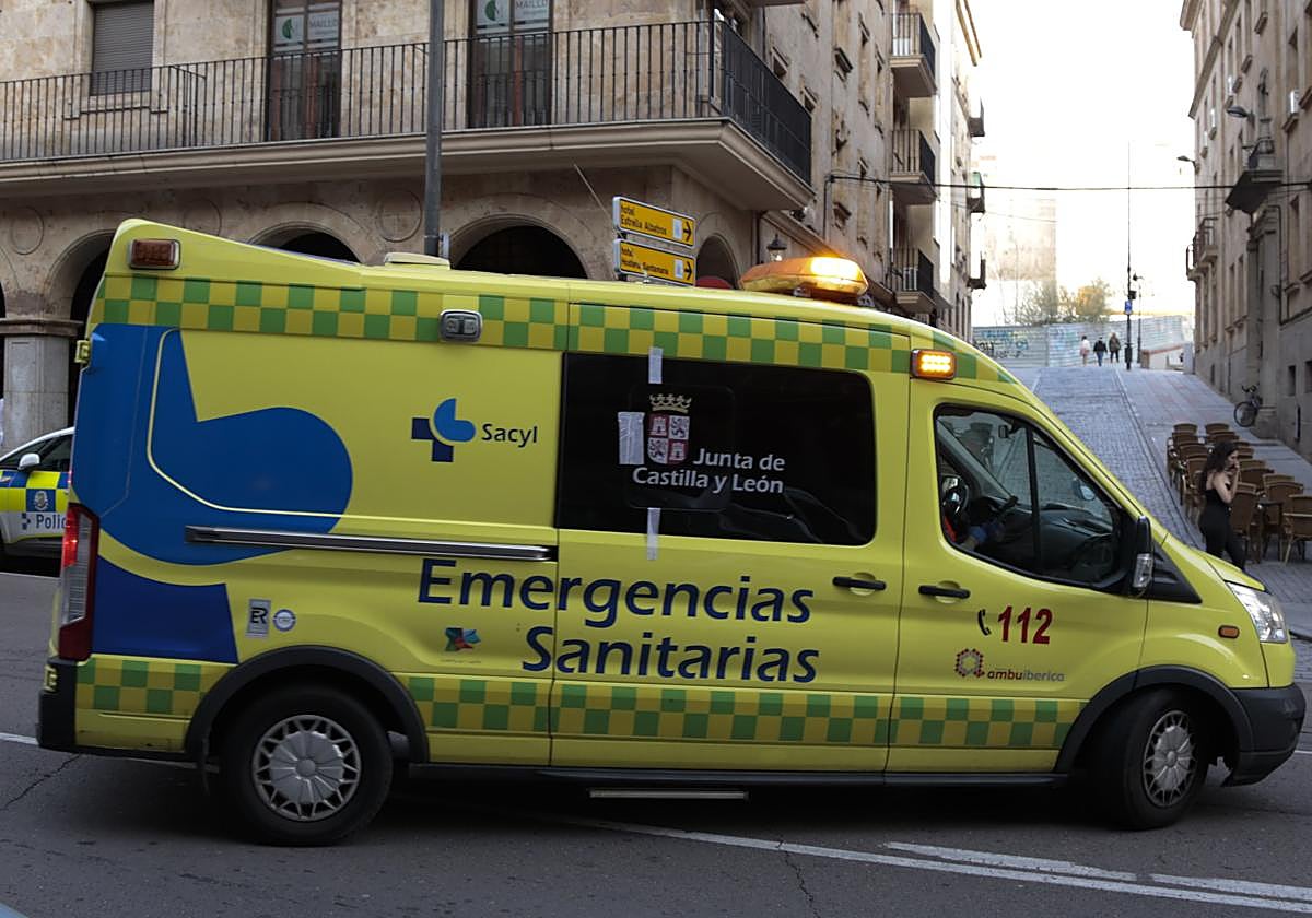 Imagen de archivo de una ambulancia