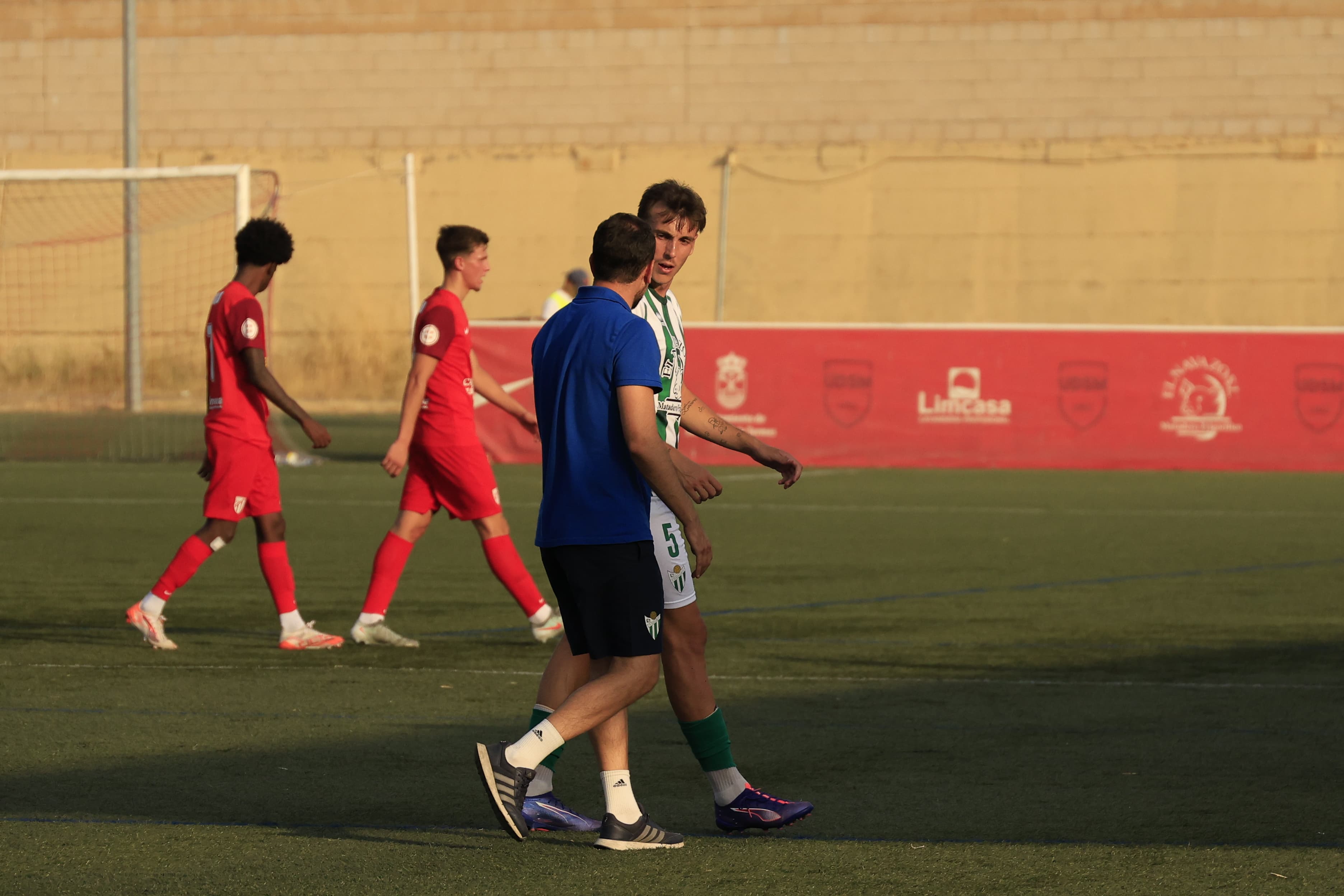 Un gol final en Santa Marta mantiene con vida al Guijuelo en la Copa RFEF