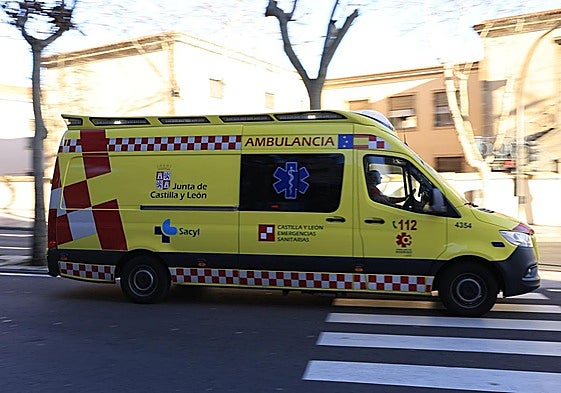 Imagen de archivo de una ambulancia.