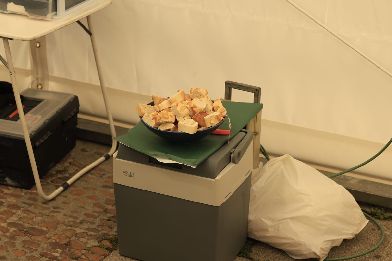 En imagenes, la Feria del Barro de Salamanca