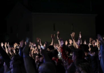 Cuarenta pueblos celebran sus fiestas en el puente más largo de agosto pendientes de los incendios