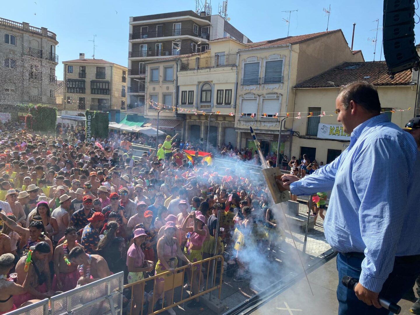 El chupinazo y el pregón inauguran las fiestas de Guijuelo