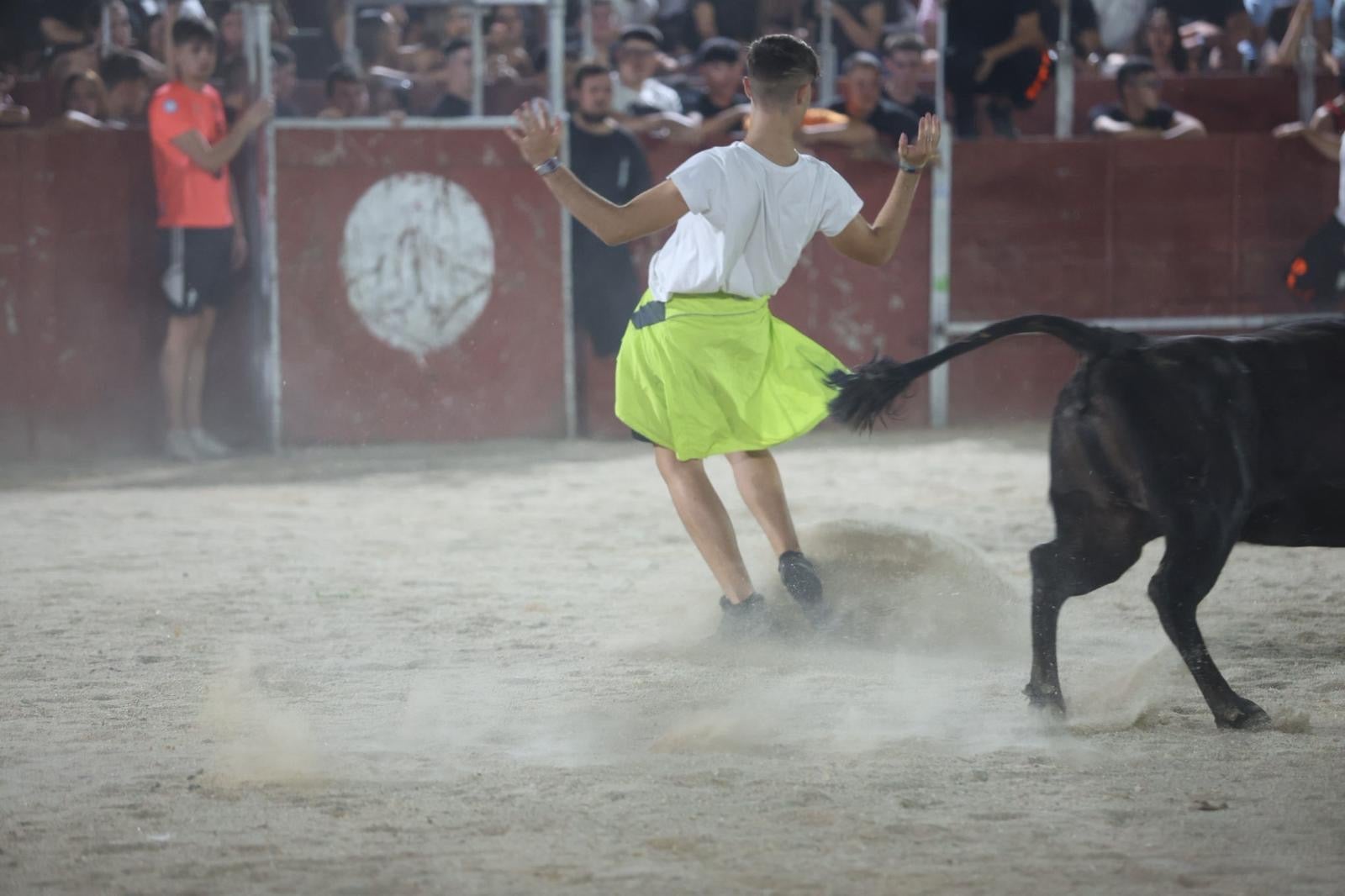Las vaquillas nocturnas y la orquesta La Misión, protagonistas en las fiestas de Carbajosa de la Sagrada