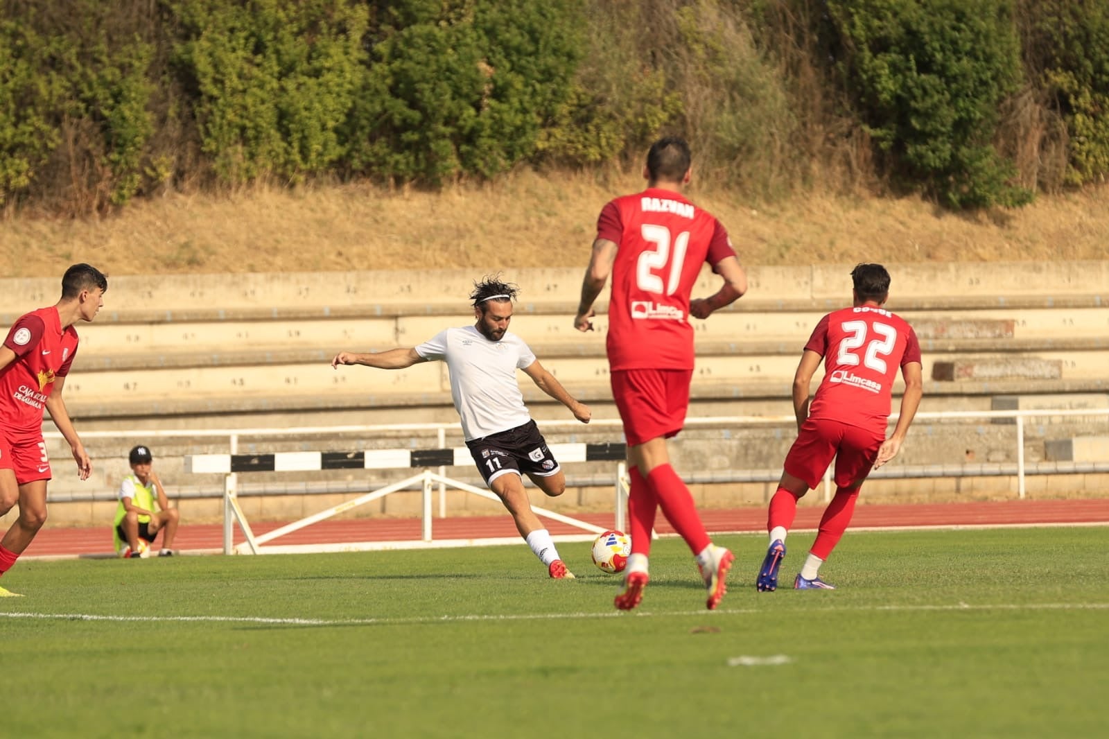 El derbi entre el Salamanca UDS y el Santa Marta, en imágenes