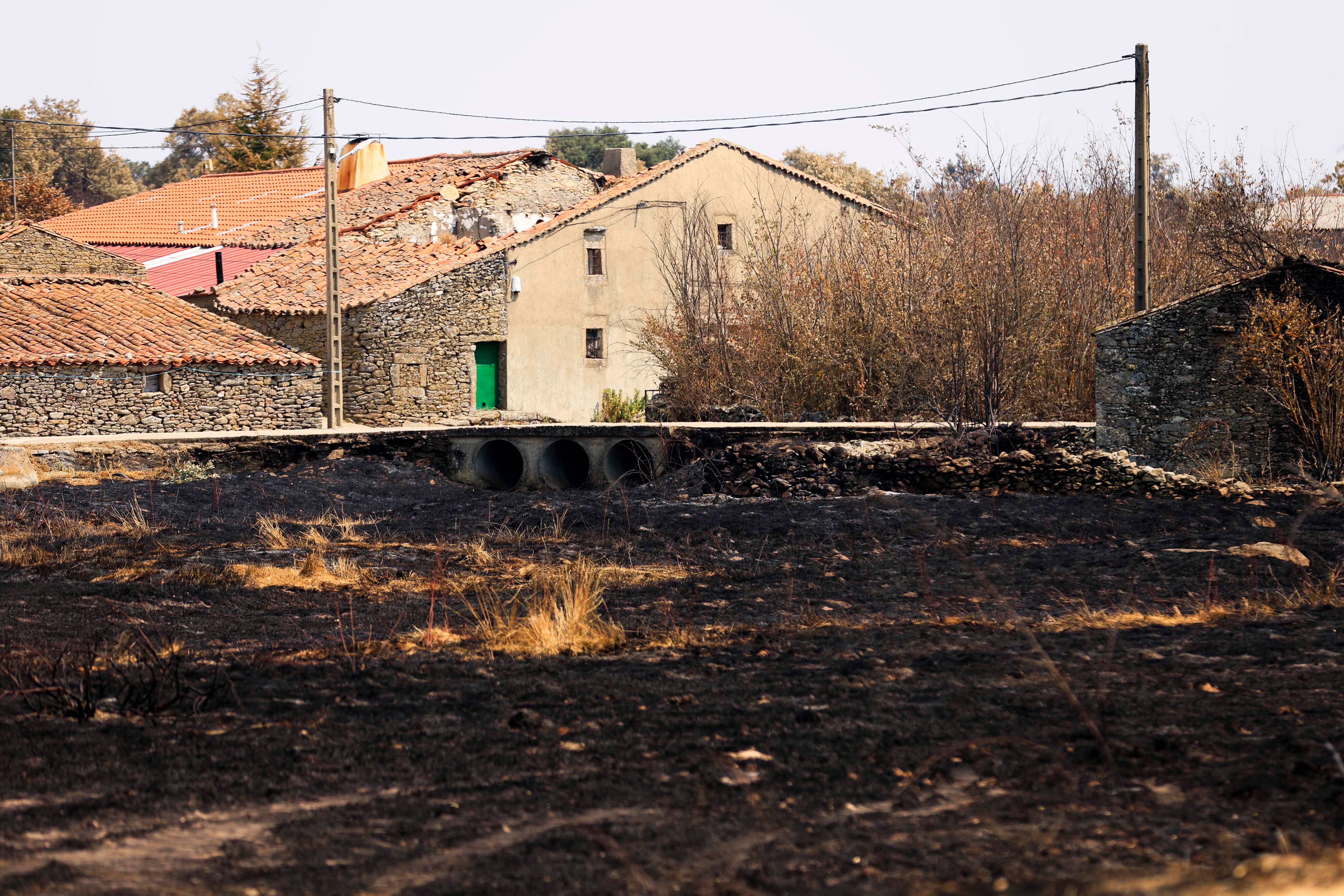En imágenes, el rastro negro del mayor incendio de la provincia de Salamanca