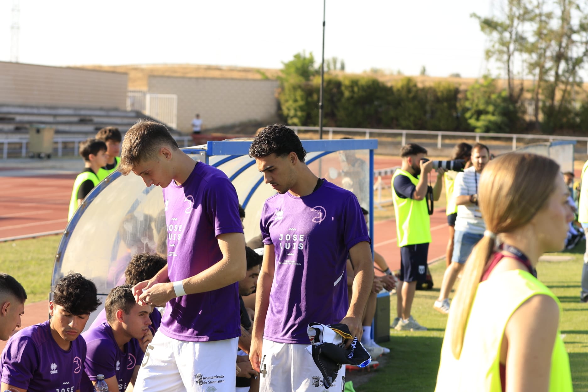 En imágenes, el partido entre Unionistas y el Mérida que honra a la extinta UDS