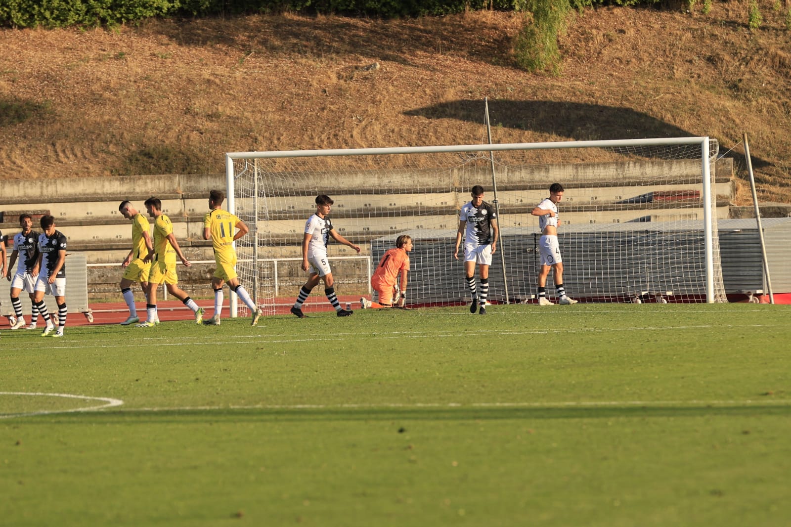 En imágenes, el partido entre Unionistas y el Mérida que honra a la extinta UDS