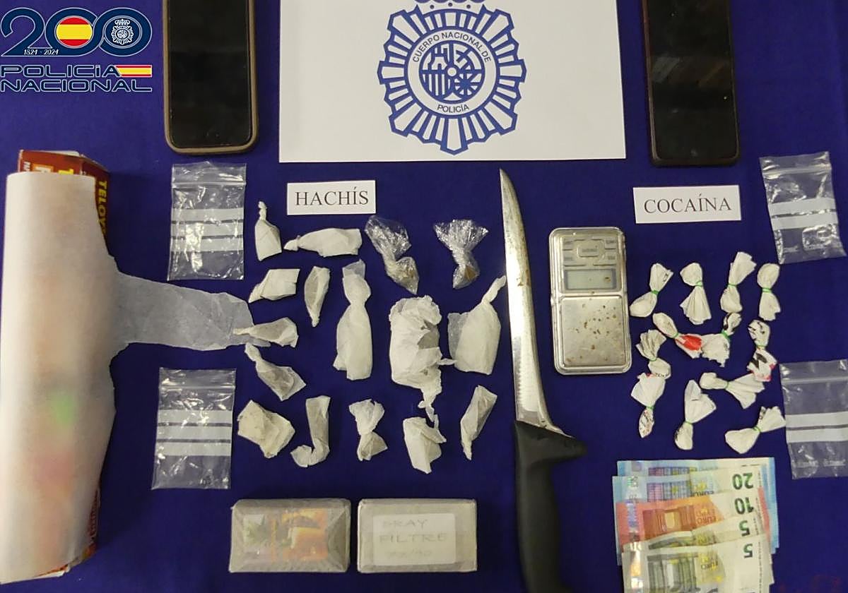 Mercancía que la Plocía ha confiscado a los detenidos.