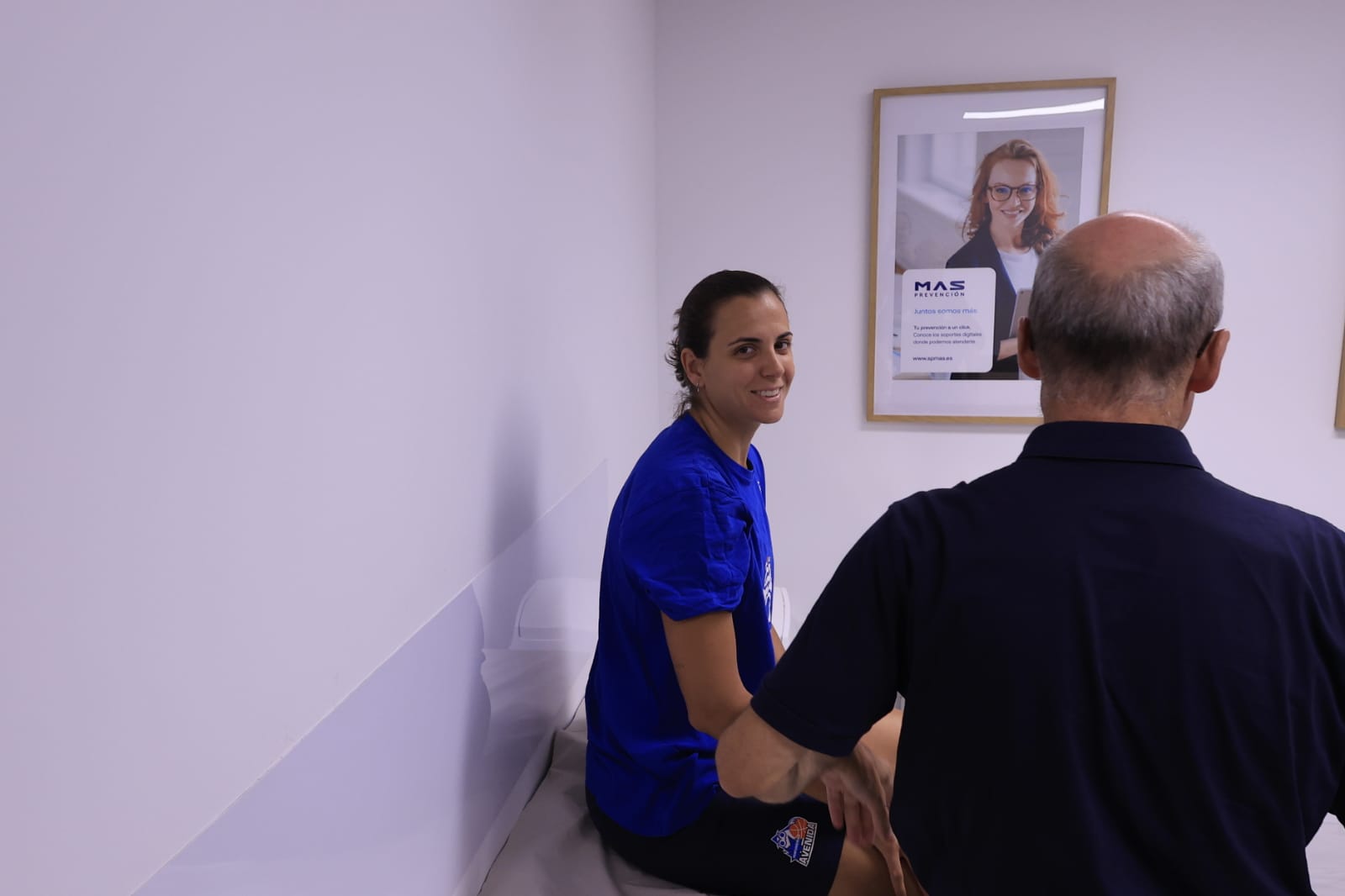 Perfumerías Avenida pasa su primer compromiso: el reconocimiento médico