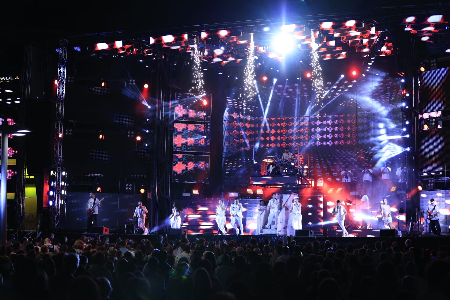 La Fórmula, una orquesta para enganchar el verano con las Ferias y Fiestas