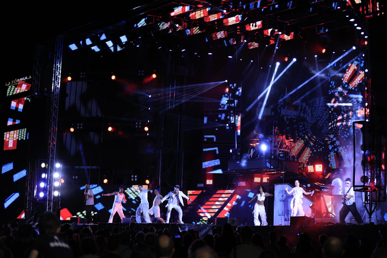 La Fórmula, una orquesta para enganchar el verano con las Ferias y Fiestas