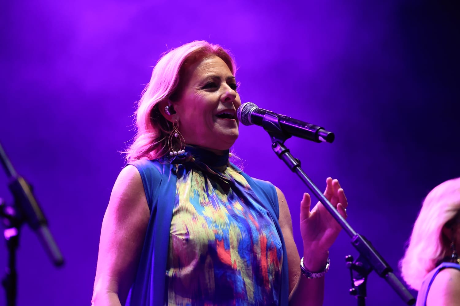 Fiesta flamenca en una Plaza Mayor a rebosar con Siempre Así