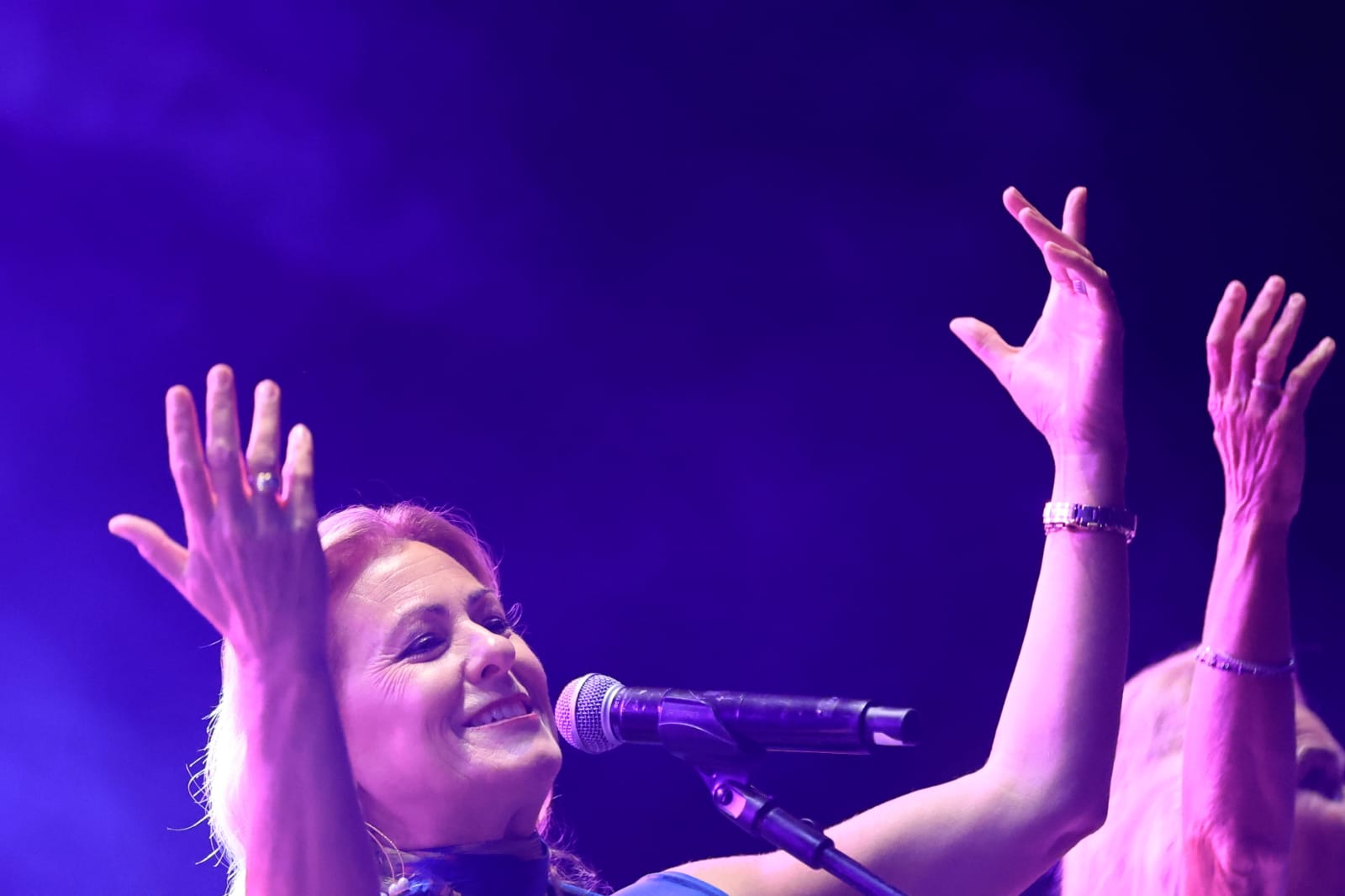Fiesta flamenca en una Plaza Mayor a rebosar con Siempre Así