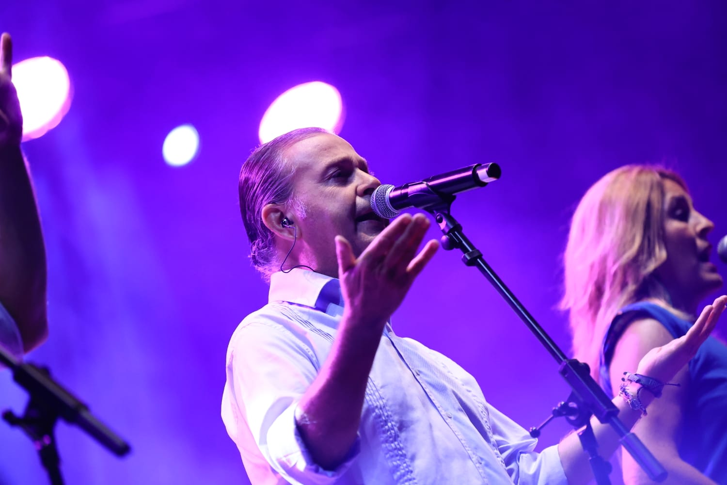 Fiesta flamenca en una Plaza Mayor a rebosar con Siempre Así