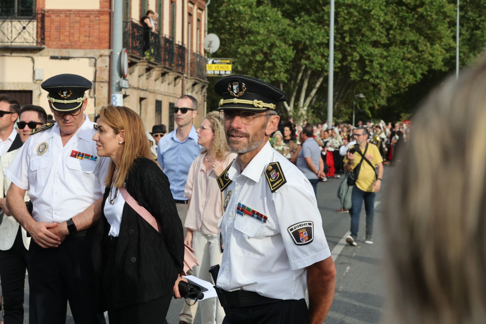 Devoción y tradición en la Ofrenda Floral en honor a Santa María de la Vega