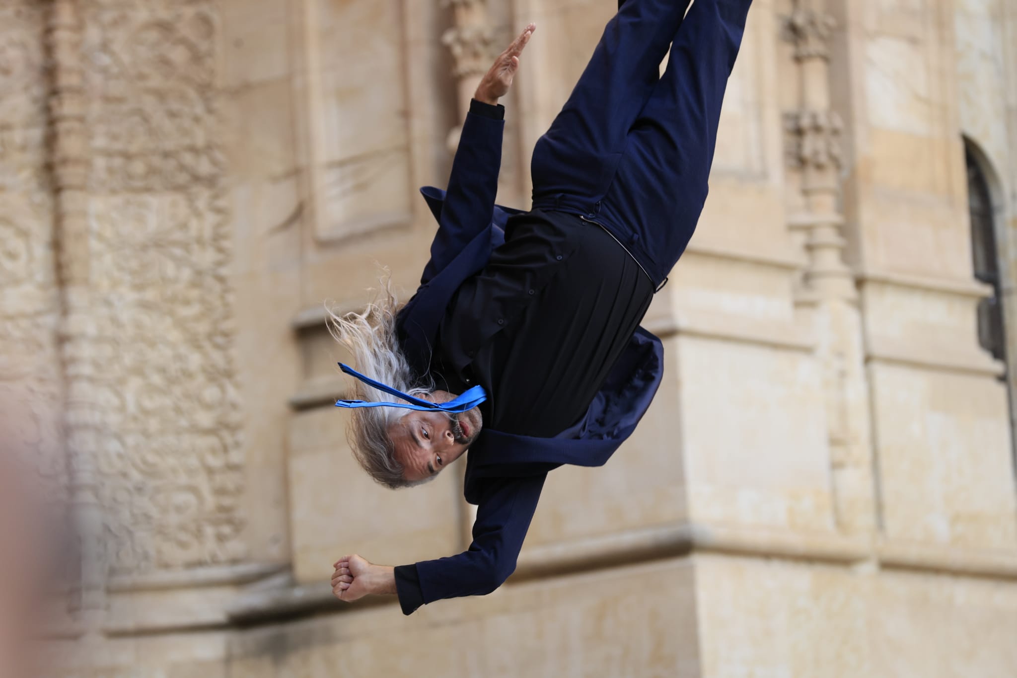 Acrobacias y saltos imposibles en un Patio Chico a reventar