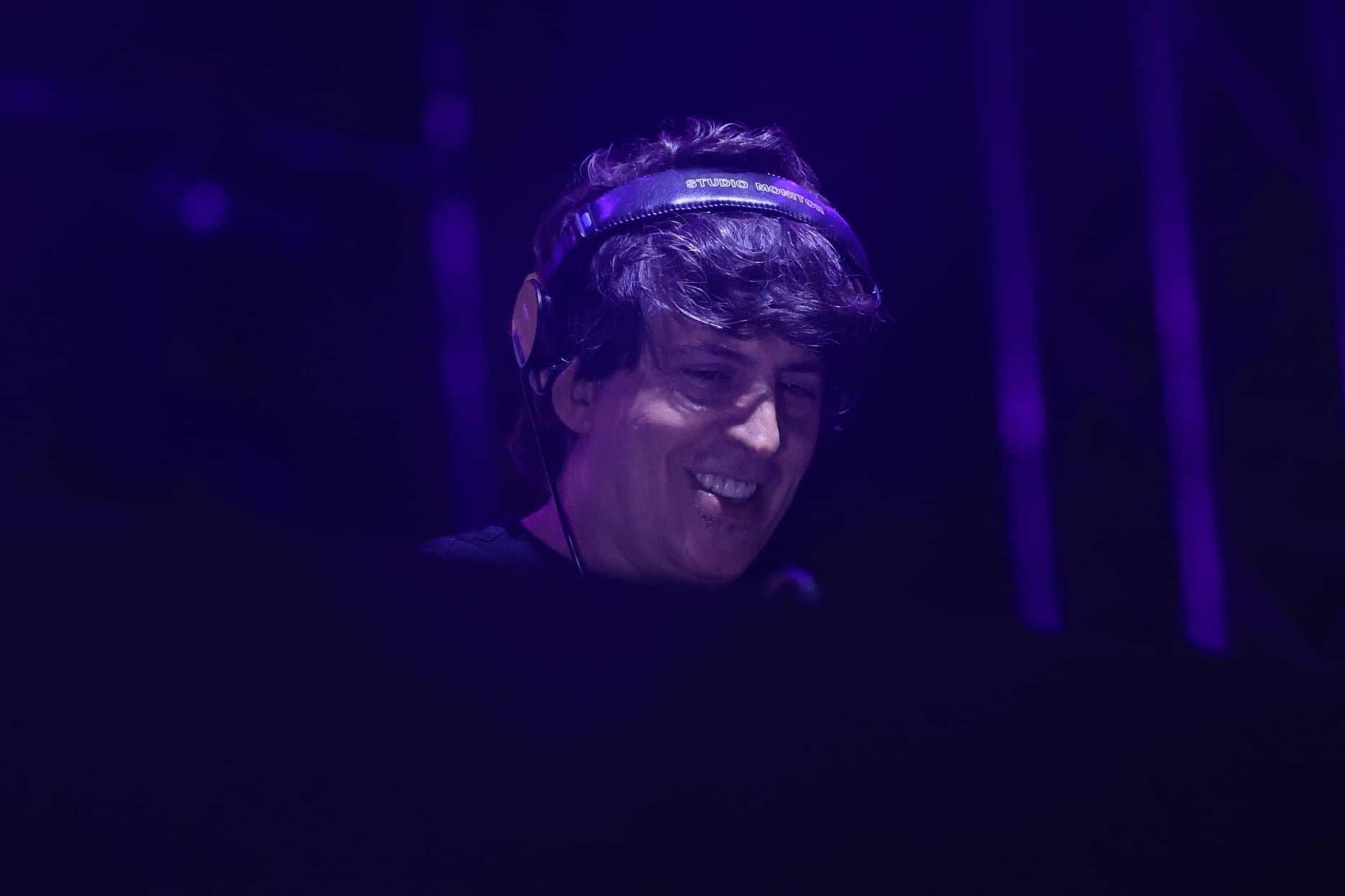 &#039;Los 40Sessions&#039; ponen a bailar y saltar a la juventud de Salamanca