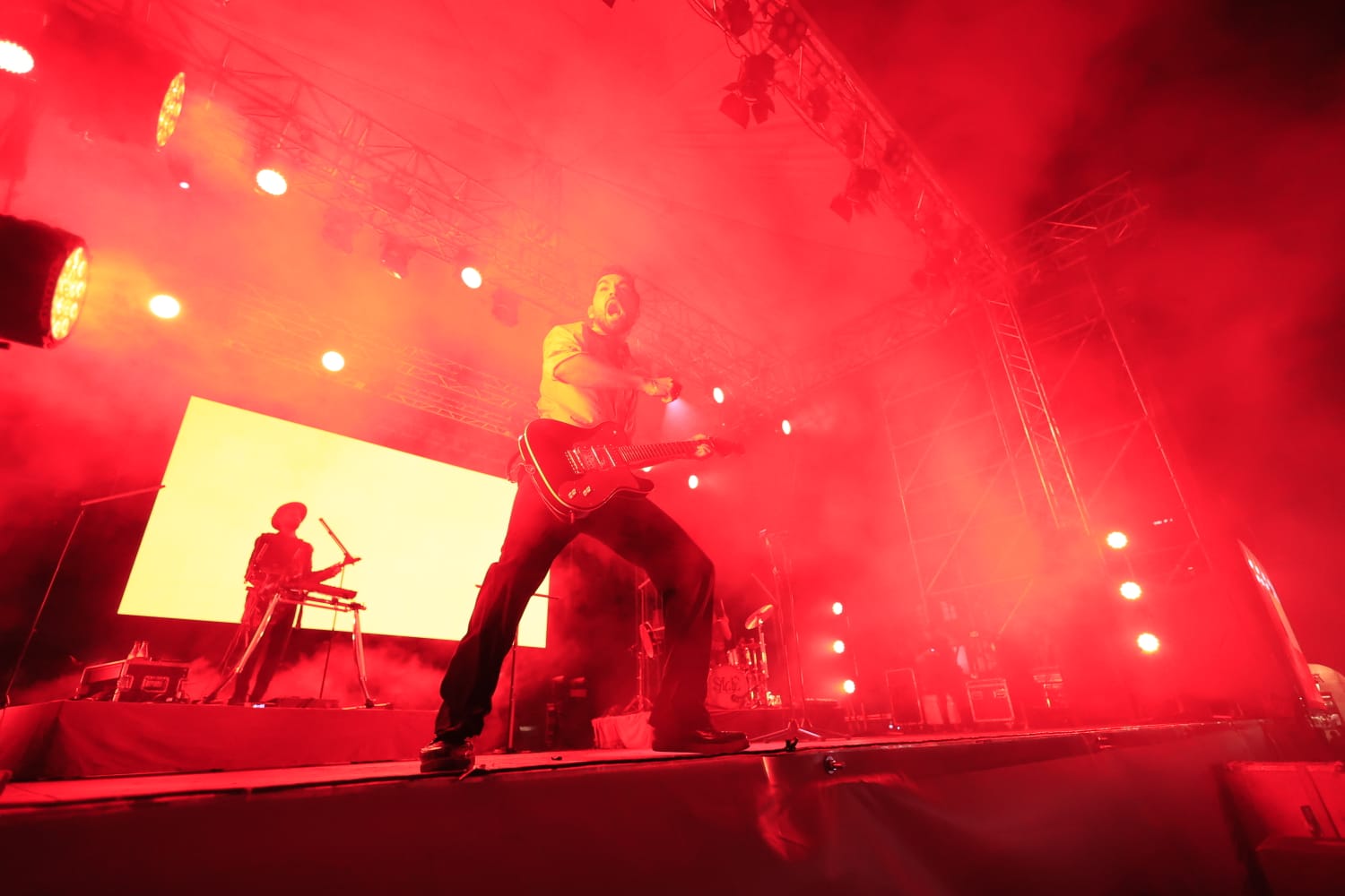 Siloé reparte besos a una entregada Plaza Mayor de Salamanca