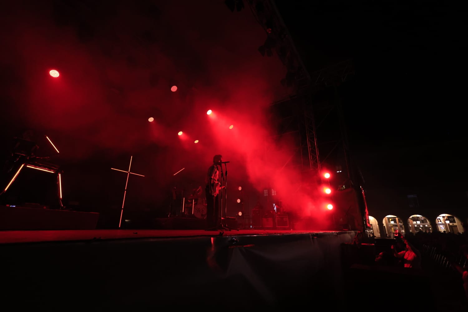 Siloé reparte besos a una entregada Plaza Mayor de Salamanca
