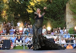 Espectáculo 'Extractos de Querencia' en los Jardines de Santo Domingo.