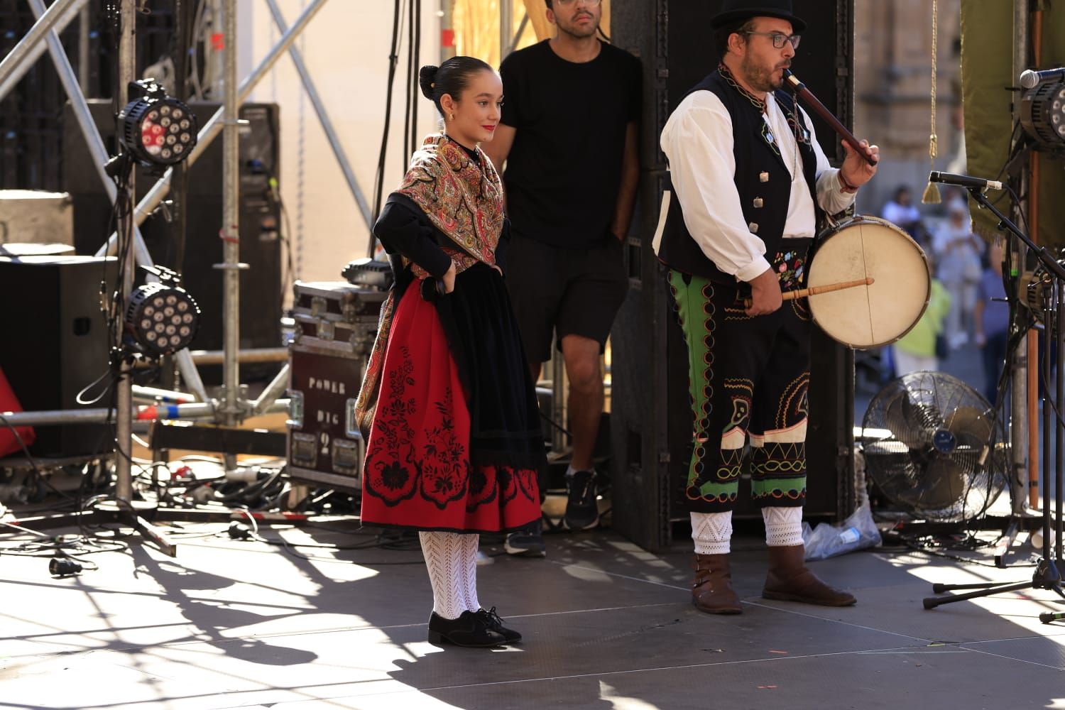 Los charros se reunen en torno a la tradición en el Día del Tamborilero en Salamanca