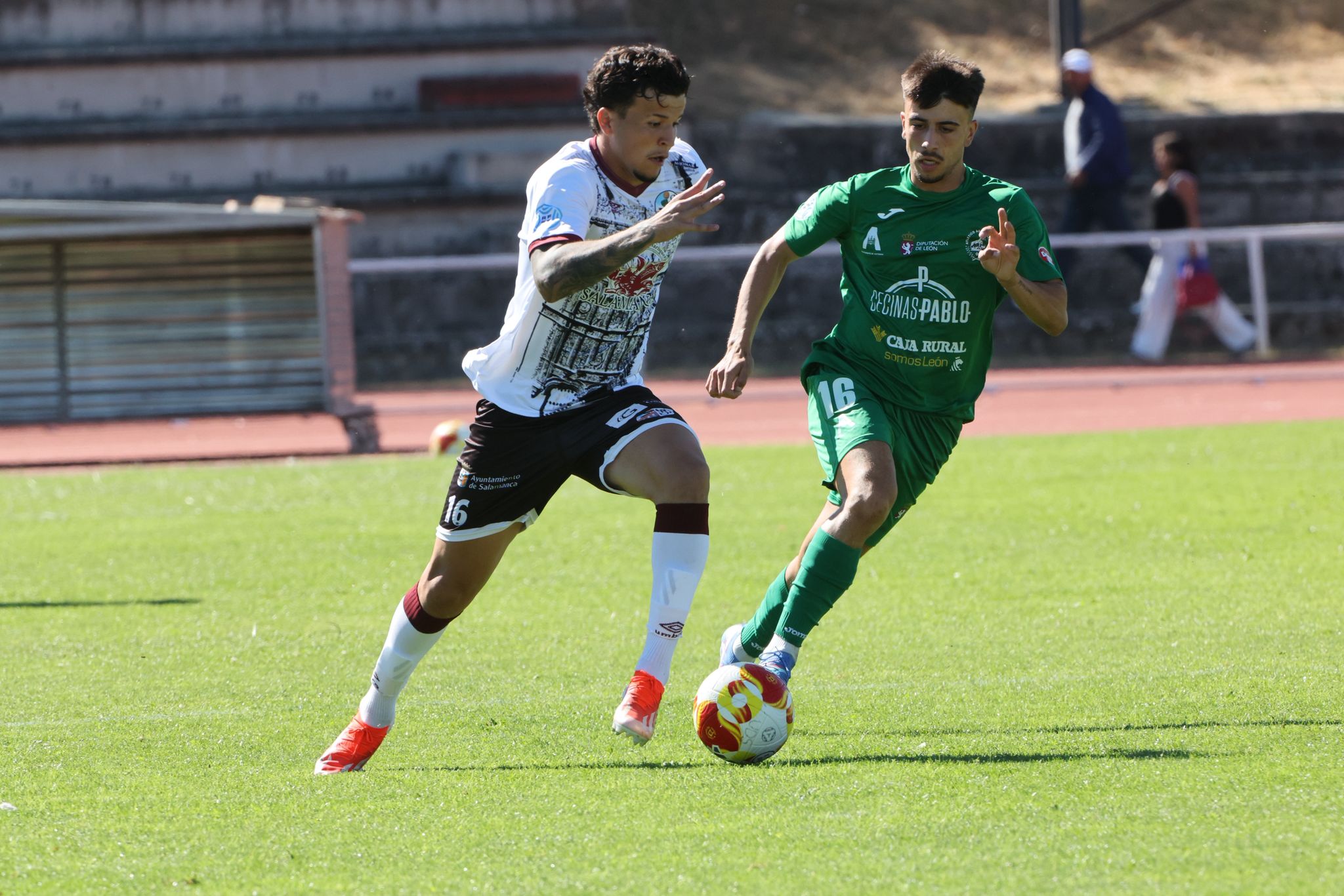 El partido entre el Salamanca UDS y el Atlético Astorga, en imágenes