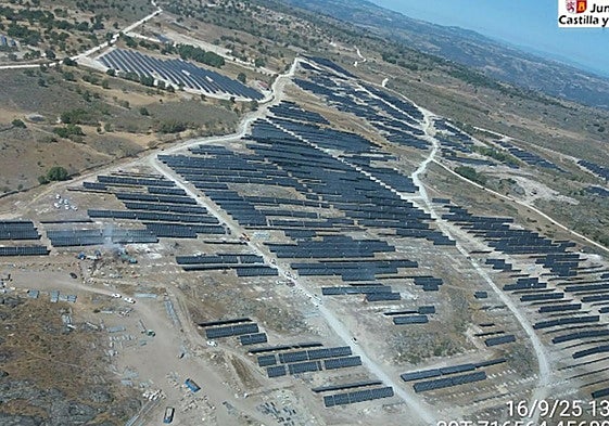 Imagen de dónde se ha producido el incendio esta maañna en Villarino de los Aires.
