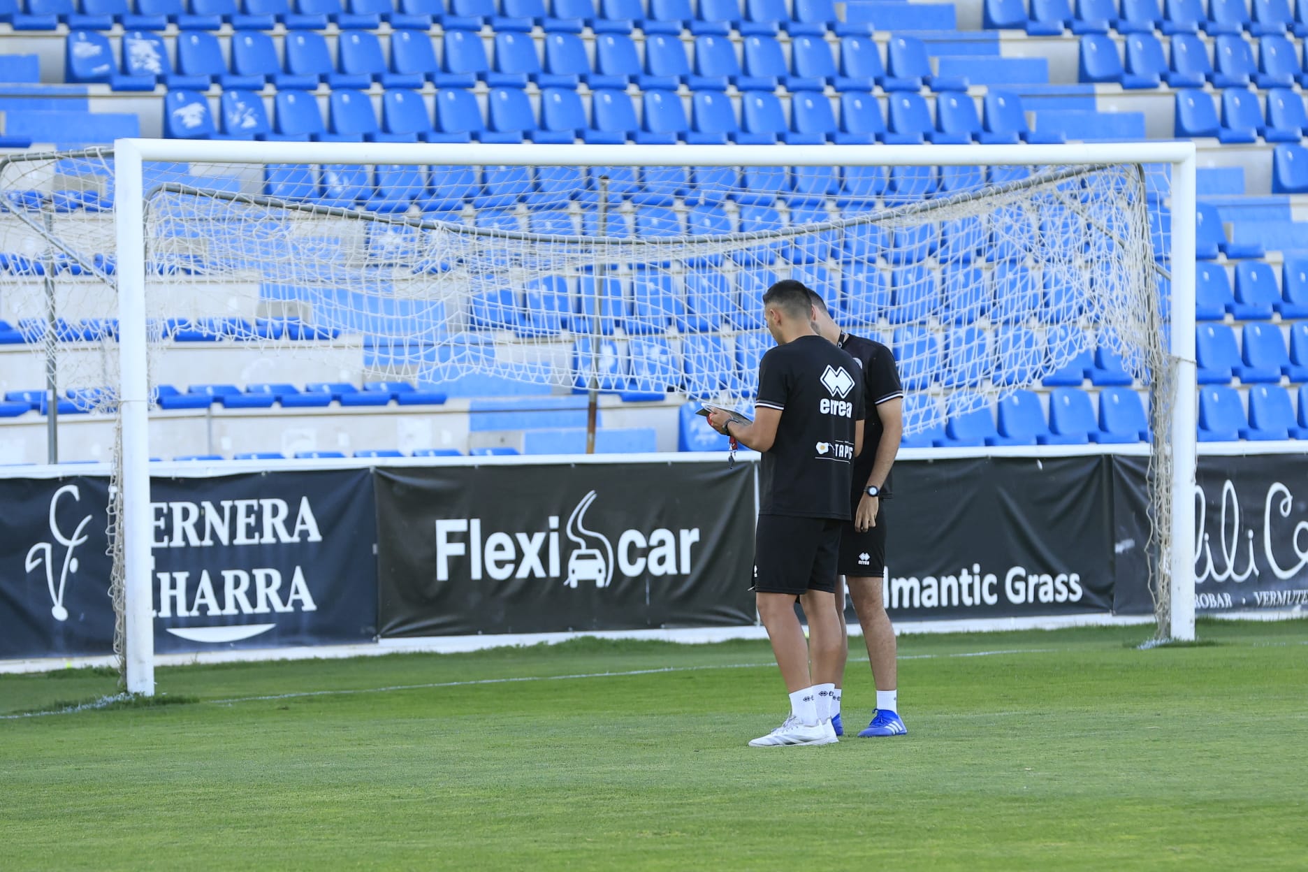 En imágenes, el entrenamiento del primer equipo de Unionistas a las órdenes del entrenador del Juvenil A