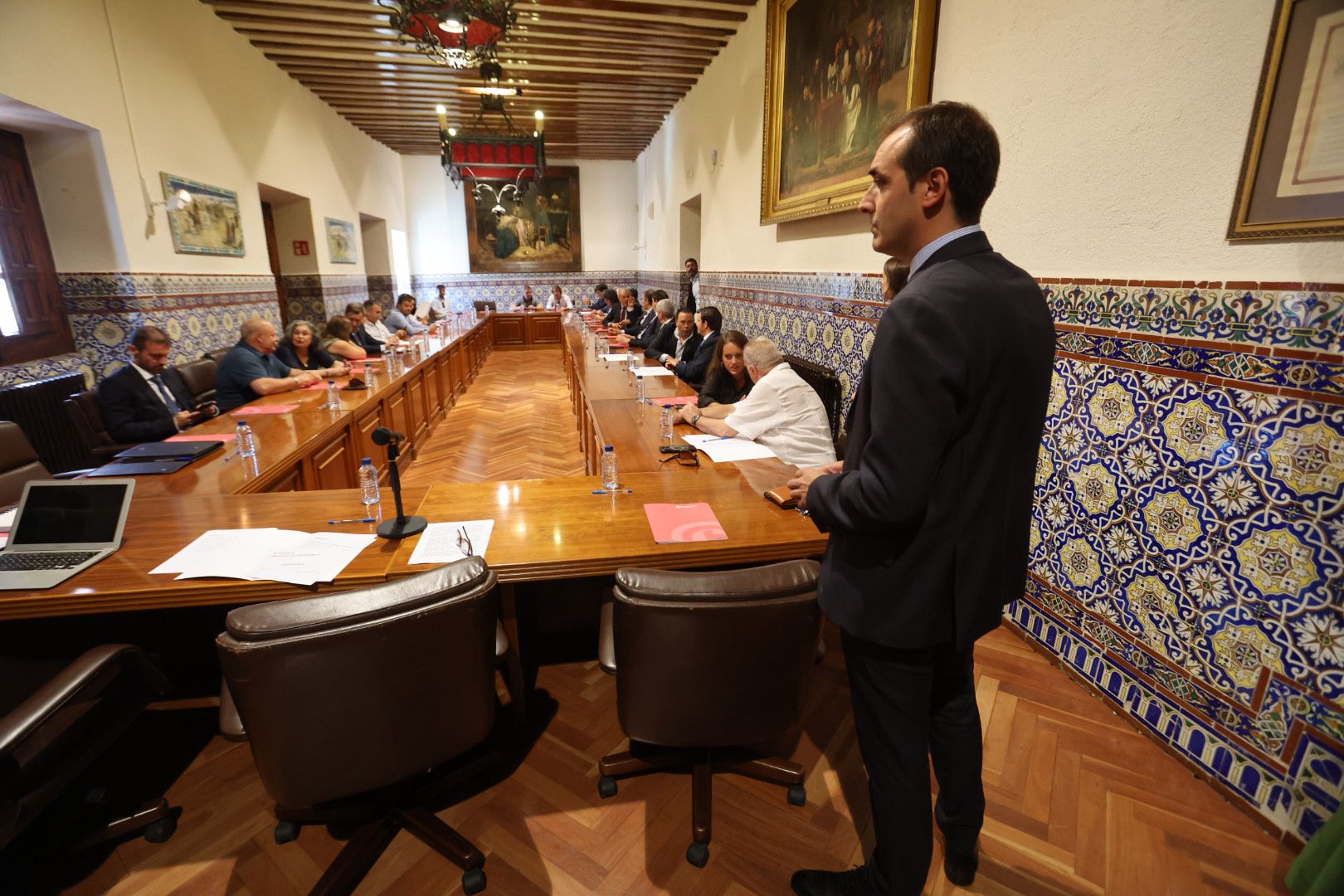 La Cámara designa al presidente que deberá convocar elecciones