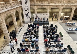 Aspecto general de la Casa del Cordón durante la celebración de la jornada.