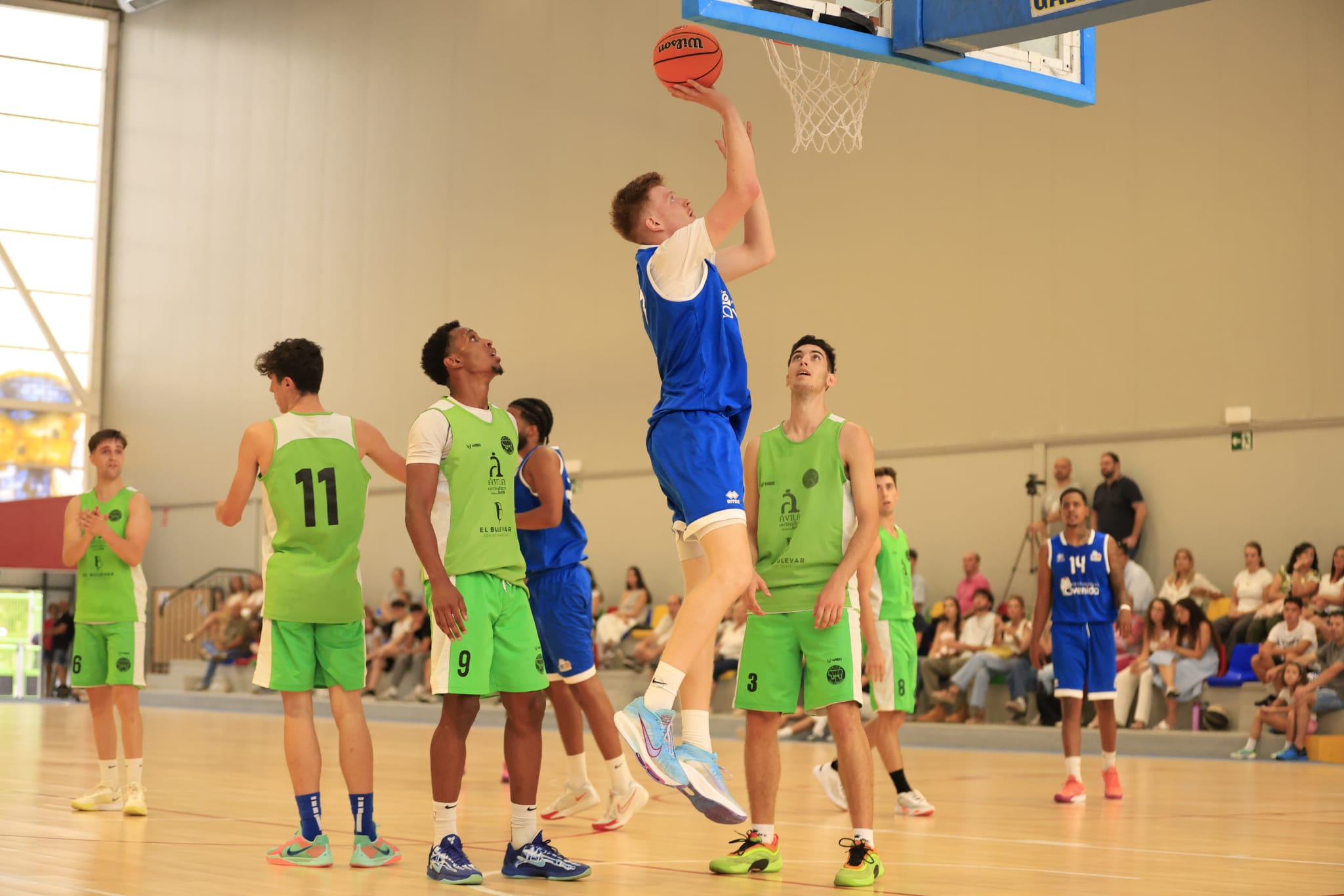 En imágenes, la victoria del Avenida Xoborg ante el Óbila Basket