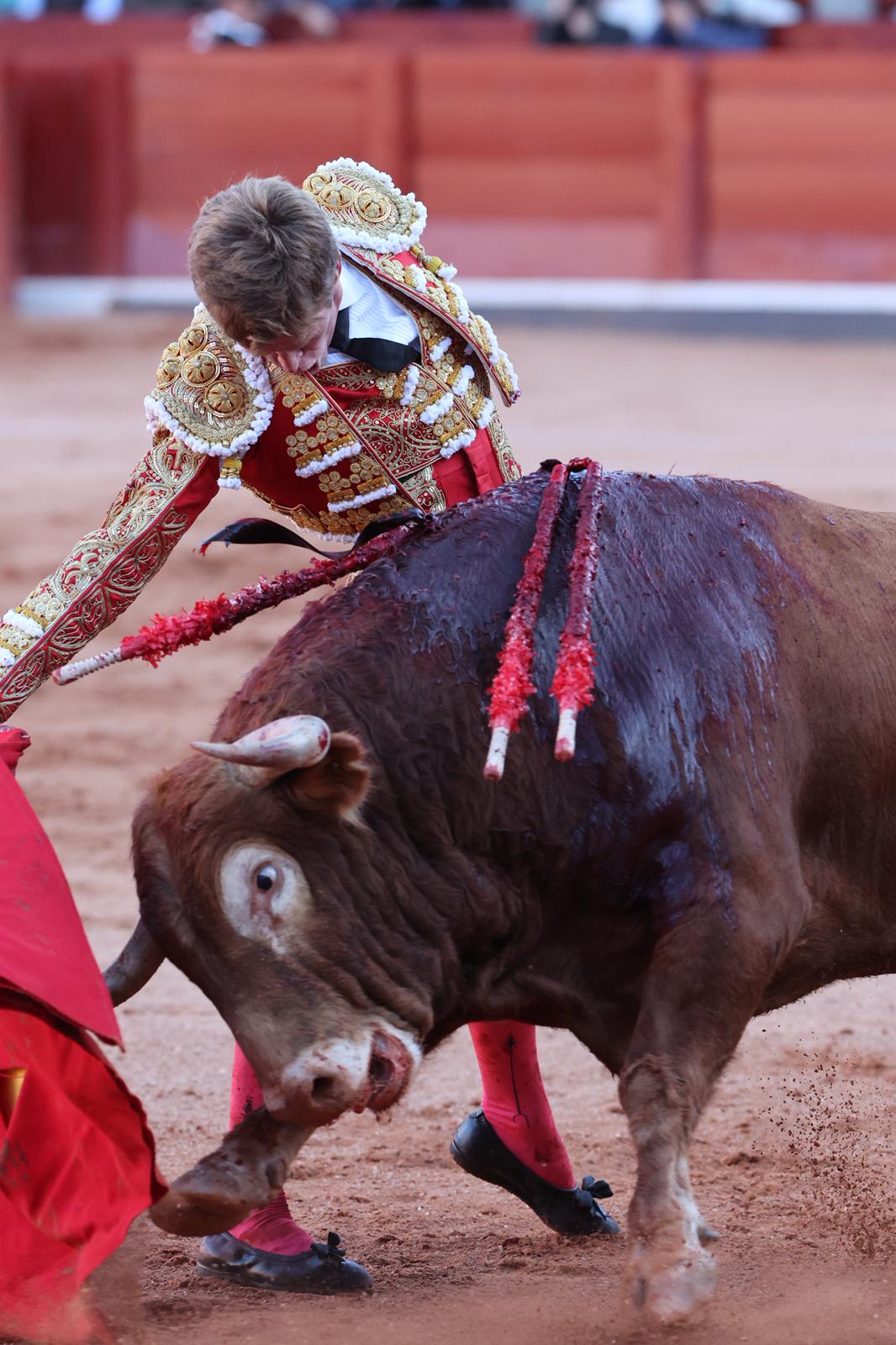 La Glorieta se queda sin puerta grande y Morante se va de vacío