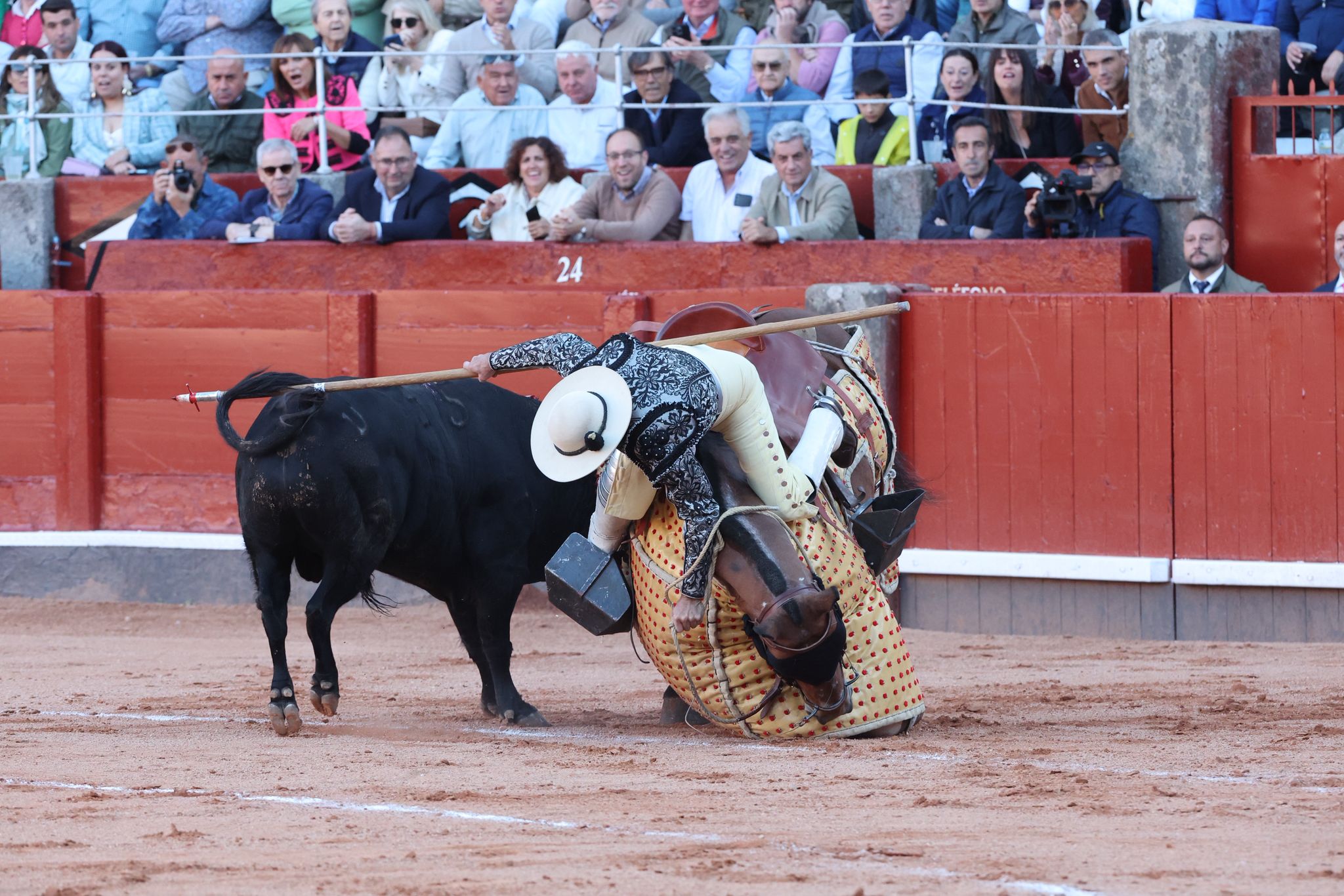 La Glorieta se queda sin puerta grande y Morante se va de vacío