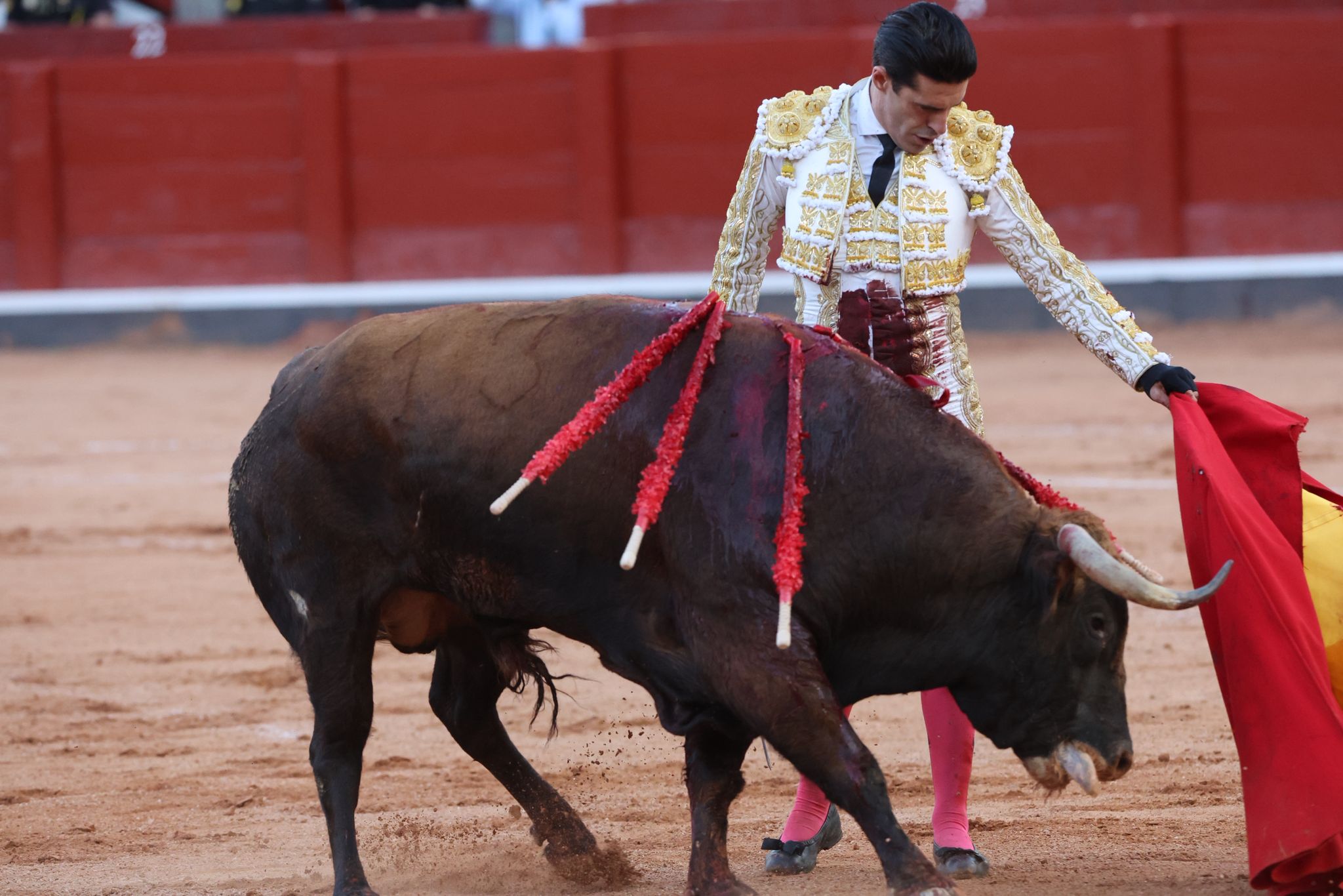 La Glorieta se queda sin puerta grande y Morante se va de vacío