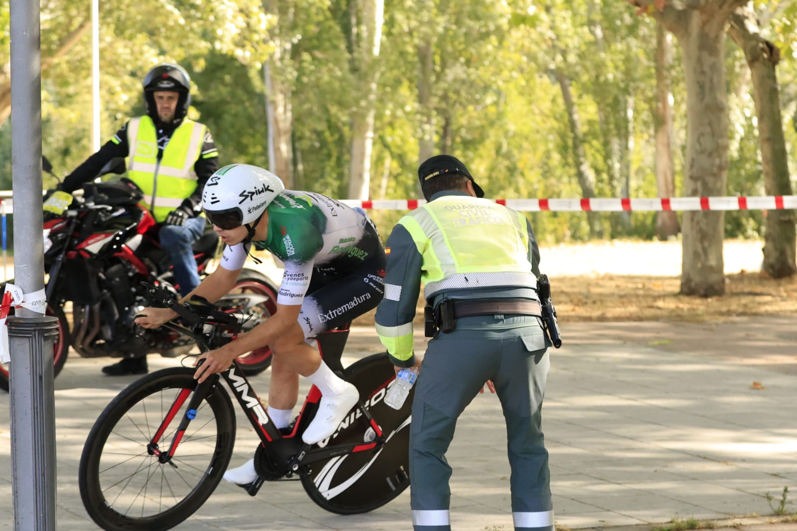 Gari Ugarte se lleva la crono en la capital y es el nuevo campeón de la Vuelta a Salamanca