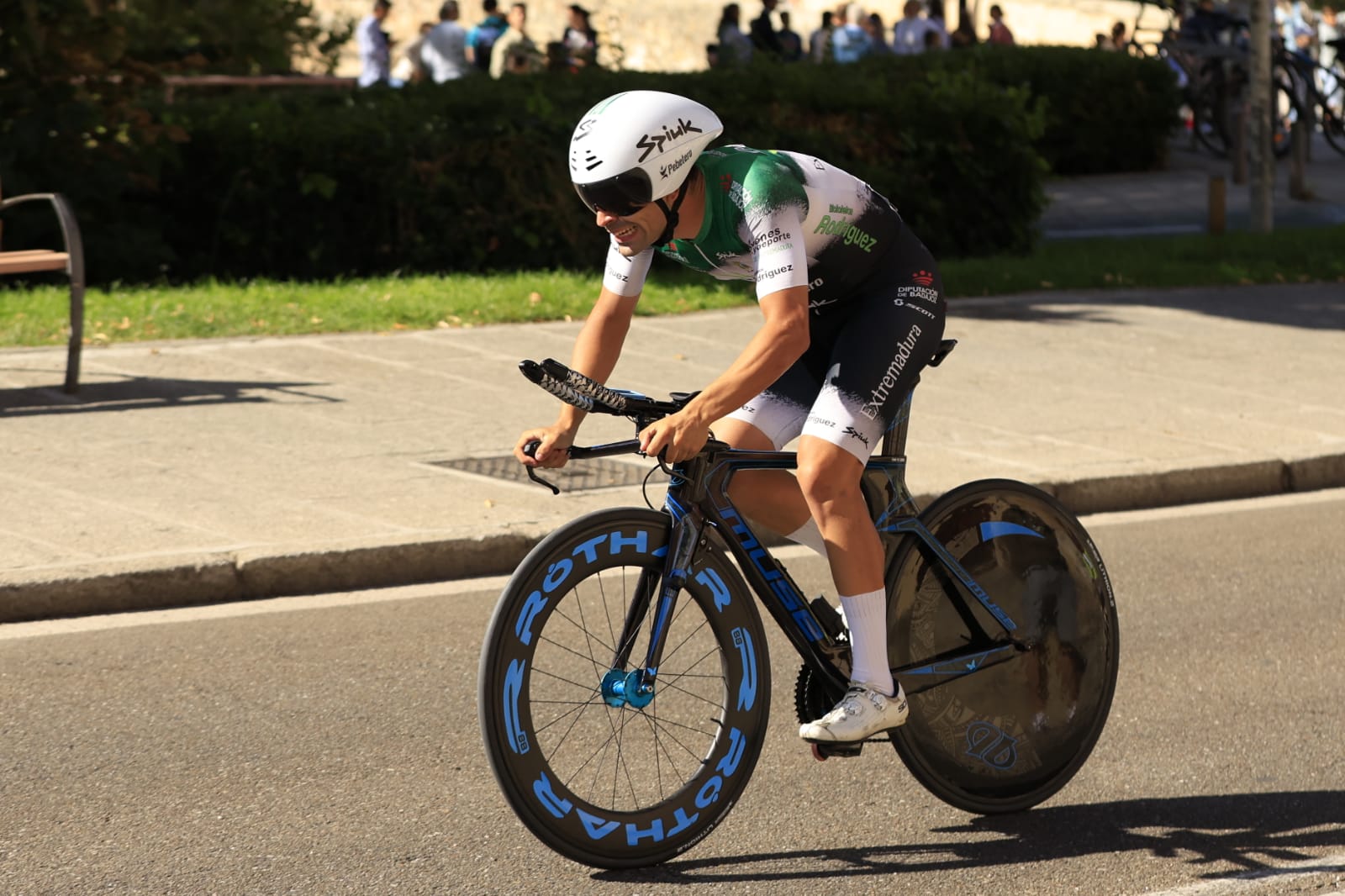 Gari Ugarte se lleva la crono en la capital y es el nuevo campeón de la Vuelta a Salamanca