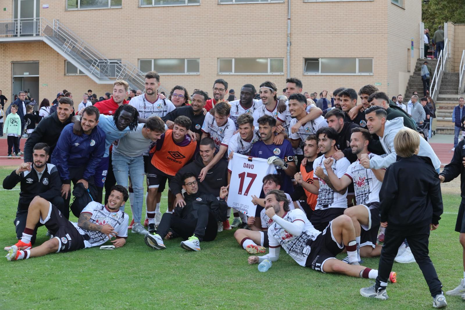 El Salamanca CF UDS vence al Ourense con un gol en el descuento