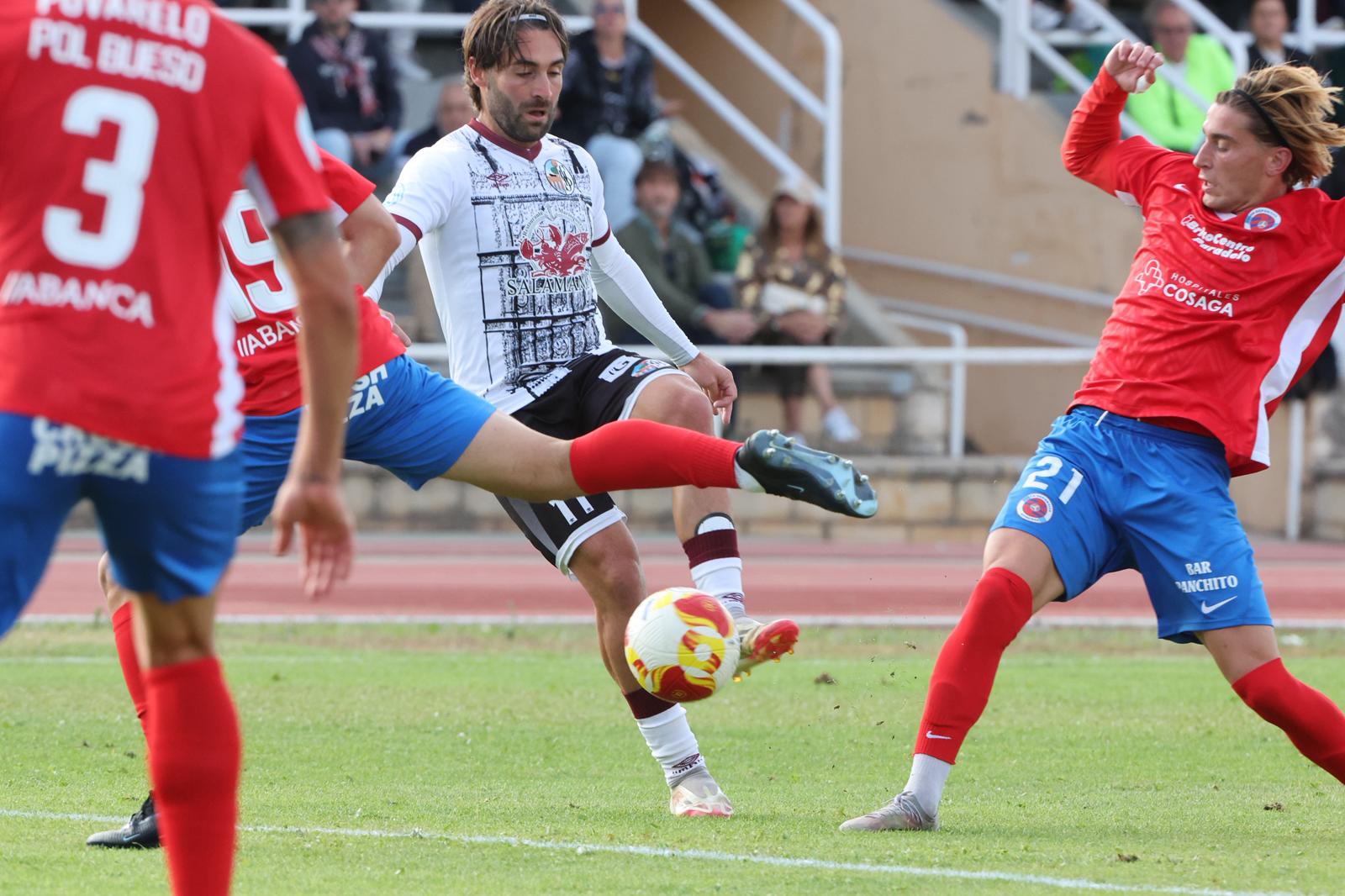 El Salamanca CF UDS vence al Ourense con un gol en el descuento
