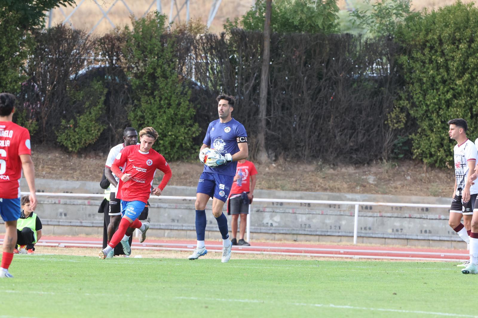 El Salamanca CF UDS vence al Ourense con un gol en el descuento