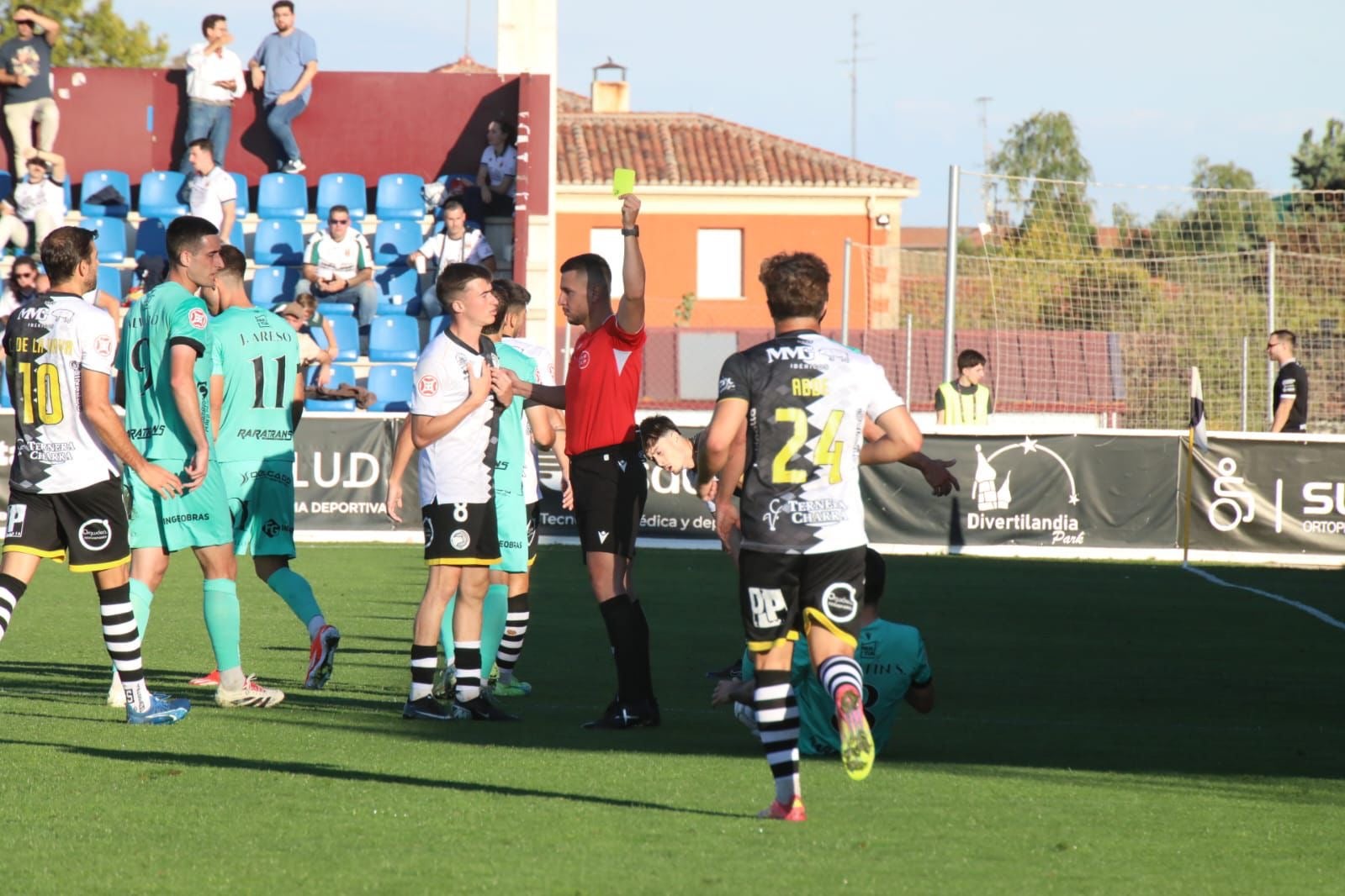 El partido entre Unionistas CF y la AD Mérida, en imágenes