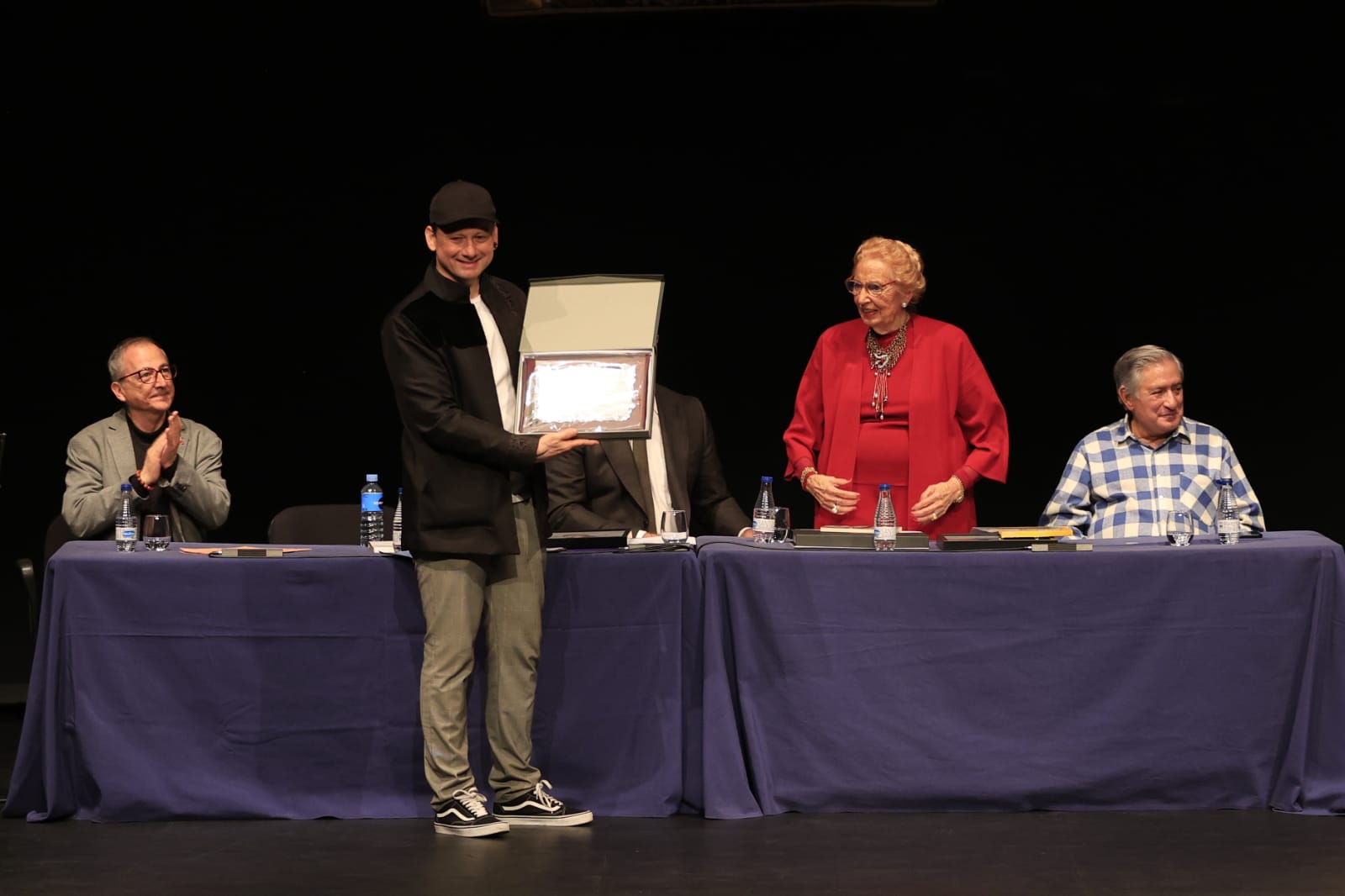 Homenaje a la poesía de Carlos Aganzo y Gabriel Chávez Casazola en Salamanca
