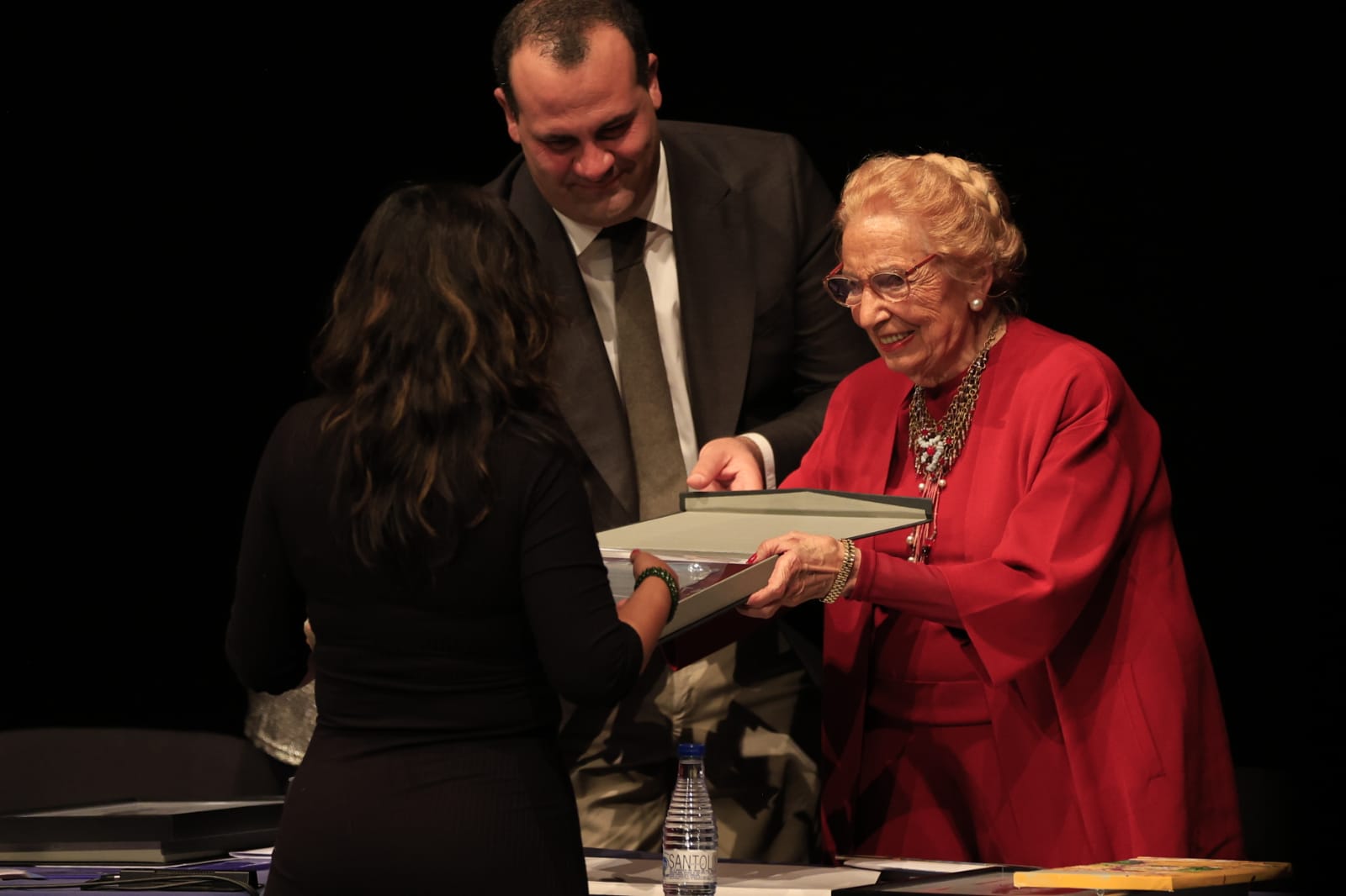 Homenaje a la poesía de Carlos Aganzo y Gabriel Chávez Casazola en Salamanca
