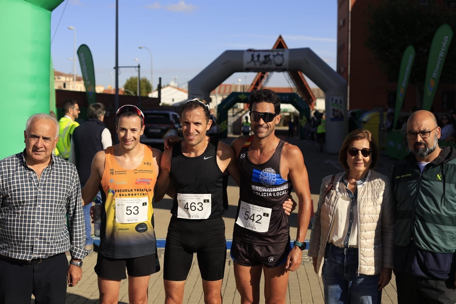 La III Carrera Solidaria de la Guardia Civil en Salamanca, en imágenes