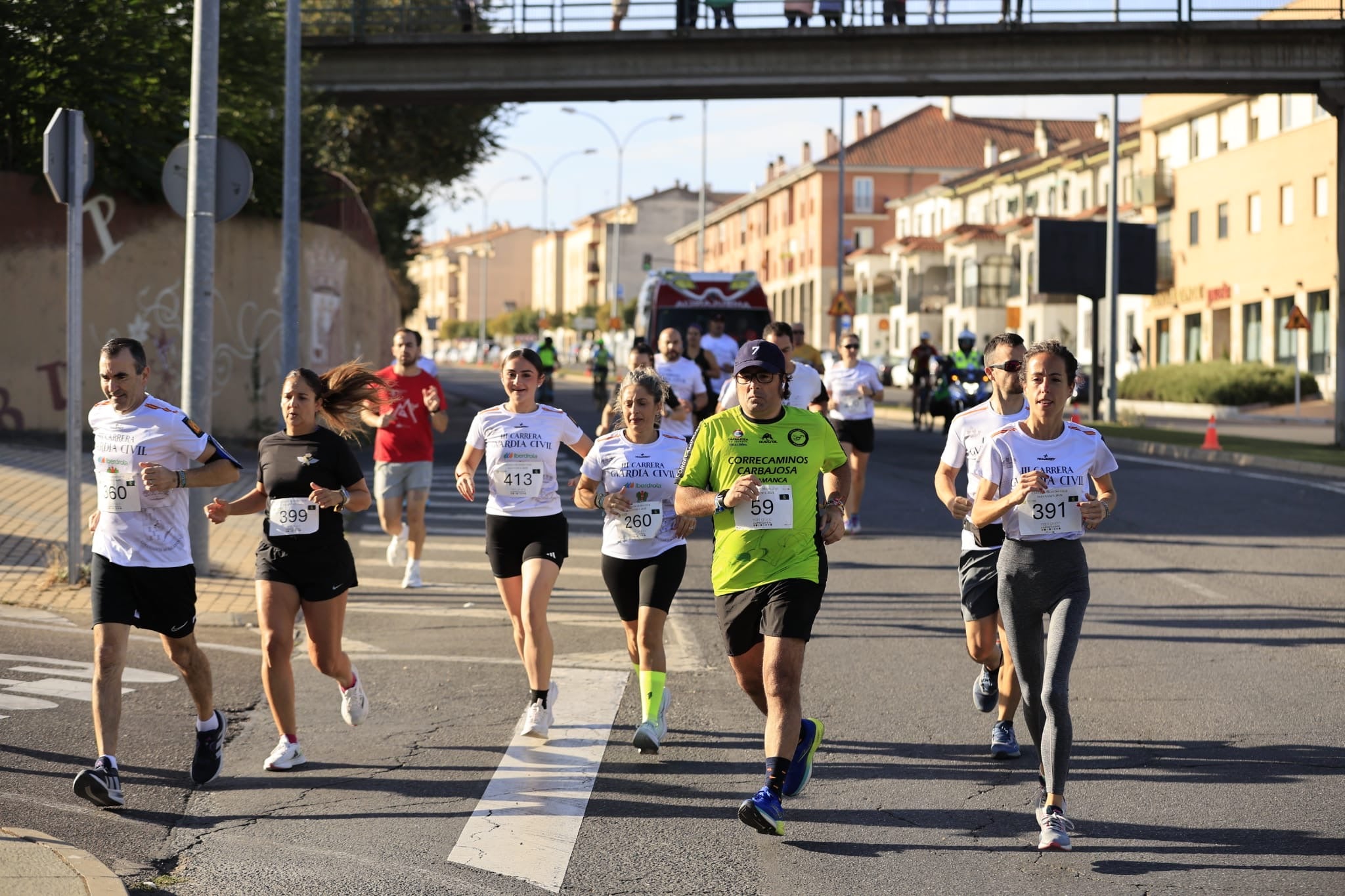 La III Carrera Solidaria de la Guardia Civil en Salamanca, en imágenes