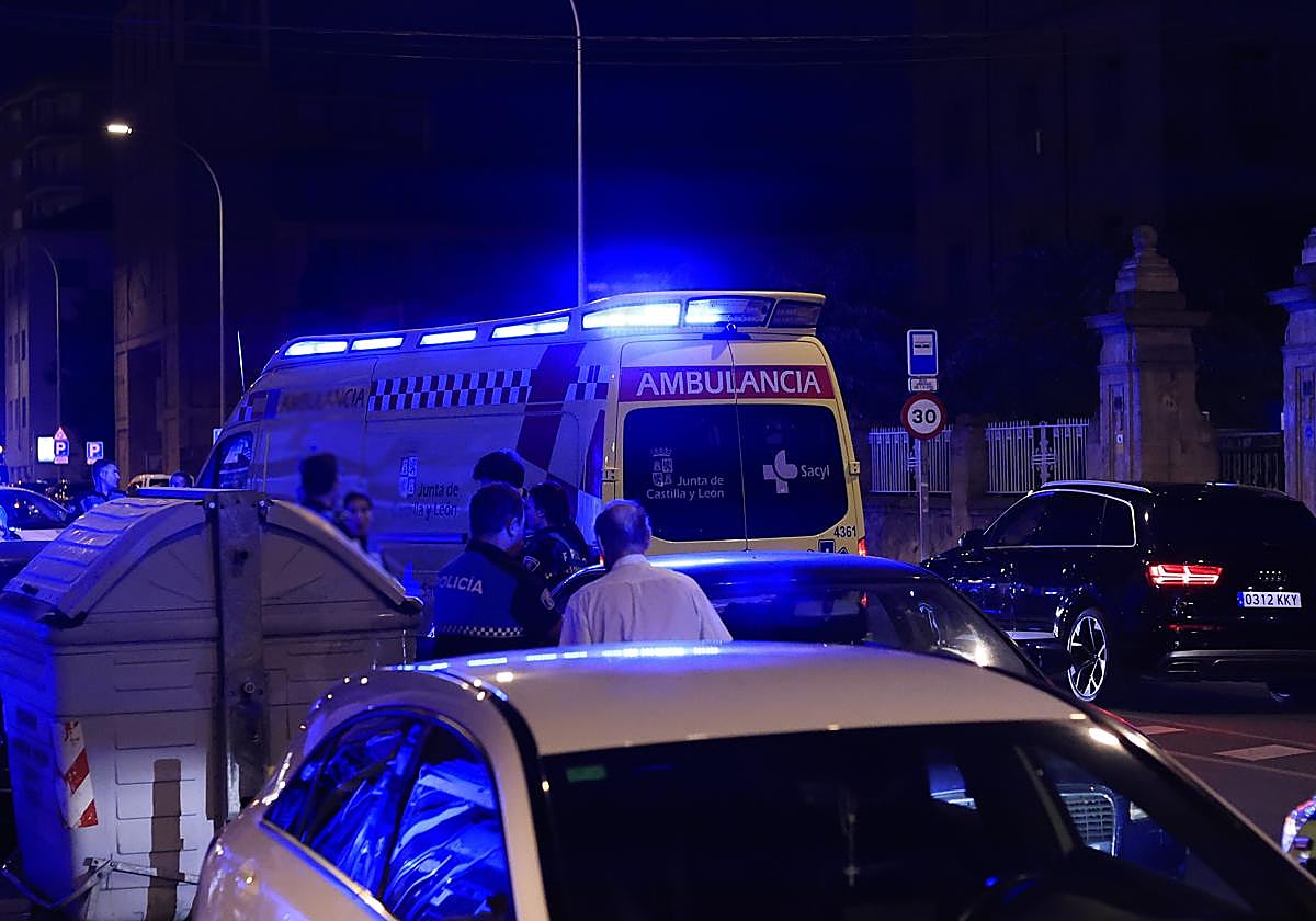 Ambulancia en una foto de archivo