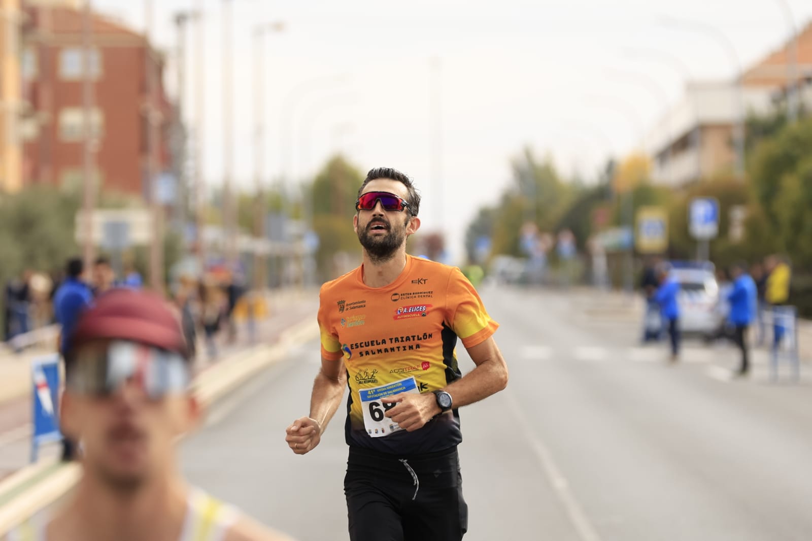 Jesús Prieto y Sandra Santamaría vencen en la Media Maratón Diputación de Salamanca