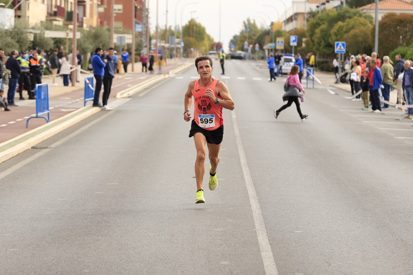 Jesús Prieto y Sandra Santamaría vencen en la Media Maratón Diputación de Salamanca