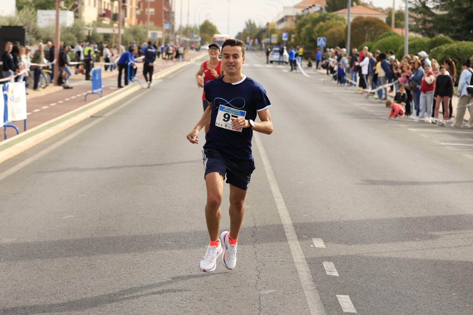 Jesús Prieto y Sandra Santamaría vencen en la Media Maratón Diputación de Salamanca